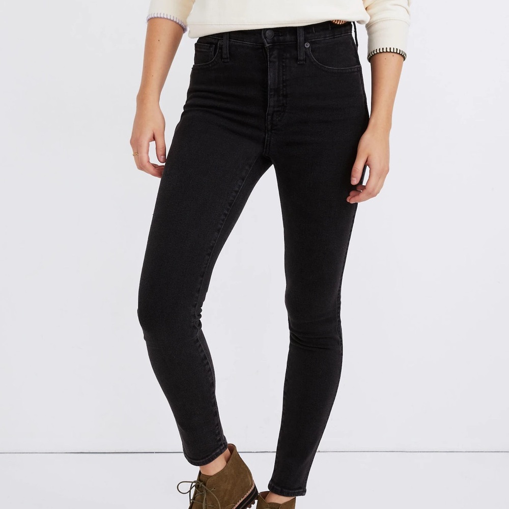 Madewell 10” High-Rise Skinny Jeans in Starkey Wash Black, size 24